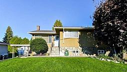 Lower 9686 Princess Drive Surrey, British Columbia