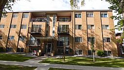 Riverview Apartments -1 Bdr - Walk To Lrt- 1/2 Month Free!