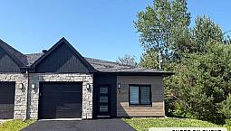 $339,900 - Semi-Detached For Sale In Ripon