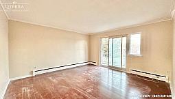 Modern 2 Bed, 1 Bath, 999 Sqf W/ Abundant Natural Lights