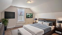 2Bdrm 196 Charlotte St West