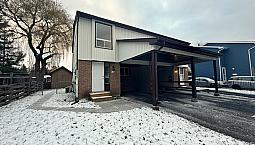 Welcoming 2 Bedroom Upper Unit In Letitia Heights