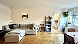 **Port Dalhousie** Spacious 2 Bedroom Apartment!!