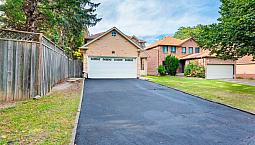 House For Sale In Ajax 4plus 1 Bedroom 4 Washroom. $ 963000