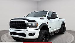 2024 Ram 3500 Big Horn | Navigation | Heated Seats