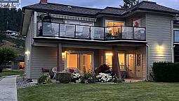 4340 Beach Avenue Unit# 106 Peachland, British Columbia