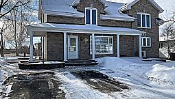 560 000$ - Maison 2 Étages À Vendre À Alma