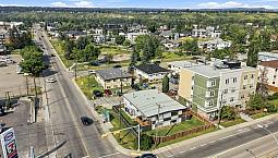 Great Condo In The Heart Of Bowness