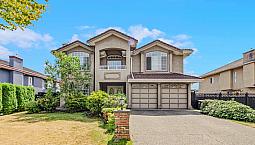12256 64A Avenue Surrey, British Columbia