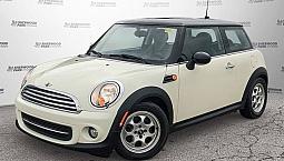 2013 Mini Cooper Hardtop | Heated Seats | Dual Sunroof | Aux