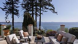 13464 13A Avenue White Rock, British Columbia