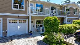 Townhome 3 Beds, 4 Baths On 3 Levels!