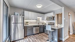 First On Tenth - 2 Bedroom, 1 Bathroom, Full Balcony Apartment F