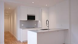 2 Bed 1 Bath Corner Of Queen Mary And Cote Des Neiges - Id 3247