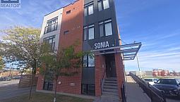 301 - 351 Croydon Avenue Ottawa, Ontario