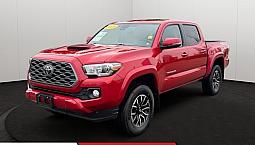 2023 Toyota Tacoma | One Owner | Apple Carplay | Android Auto