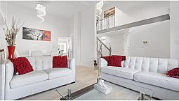 12572 62B Avenue Surrey, British Columbia