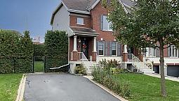 579 000$ - Maison En Rangée / De Ville À Vendre À Candiac