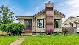 For Sale! 290 Burland Ave! $449,900. Offers Anytime! 3 Bd 3 Bth