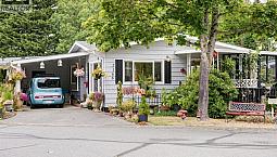 2166 Summergate Blvd Sidney, British Columbia
