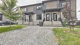 349 900$ - Maison En Rangée / De Ville À Vendre