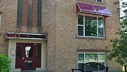 Renovated Bachelor! $1079/W/Movein Bonus!