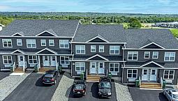 6-780 Hillcrest Dr Avail Now, 3Bed/3.5Bath Townhouse Northside