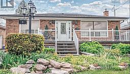 Upper Level - 8 Mcculla Avenue Brampton (brampton North), Ontari