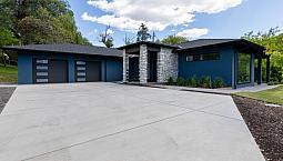 Home Built In 2024 Sitting On 8 Acres In Coldstream Bc