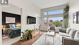 504 1677 Lloyd Avenue North Vancouver, British Columbia