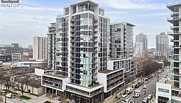 213 989 Johnson St Victoria, British Columbia