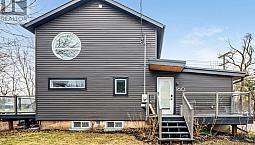 160 Duckworth Street Barrie (codrington), Ontario