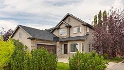 5 Bedroom Upgraded Home Oversized Dbl Garage Across From A Park