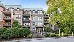 Great Opportunity By Silvercity Coquitlam! 1-Bdrm Top Floor Home