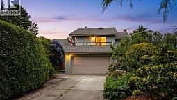 1558 Agnew Ave Saanich, British Columbia