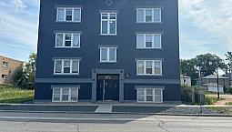 573 Sherbrook - 1 Br - Available Now!