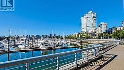 1101 193 Aquarius Mews Vancouver, British Columbia
