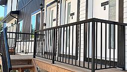Beautiful 1Bed, + Den/1Bath Basement Suite - Britannia