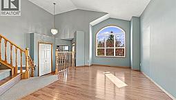 184 Hidden Circle Nw Calgary, Alberta