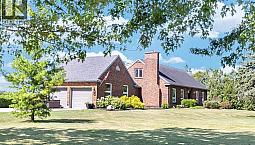 4979 Lambton Line Dawn-Euphemia, Ontario