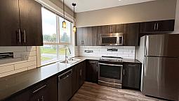 2-Bedroom 2-Bathroom L 504-110 Baxter Avenue L Townhouse