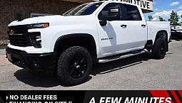 2024 Chevrolet Silverado 2500 4wd Crew Cab | As New!! Only 12,00