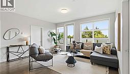 301 4000 Shelbourne St Saanich, British Columbia
