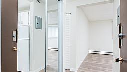 Hampton Lane - 1 Bedroom Apartment For Rent