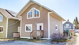 $449,800 - #111-58 Falcon Drive W Realtor® Tamara Cromarty