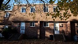 2 Bedroom Apartment For Rent - 211, 221 Glenforest Drive