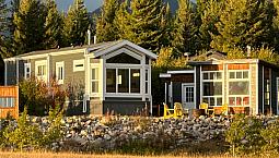 Stunning Mountain Cabin In Beautiful Crowsnest Pass