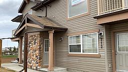 1 Bed + Den Johnstone Park Condo!! Maintenance Free!!!