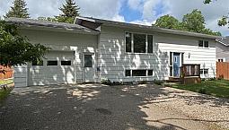 111 Riverside Street N Ninette, Manitoba