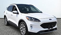 2020 Ford Escape Titanium Hybrid Awd | Panoramic Sunroof | Leath